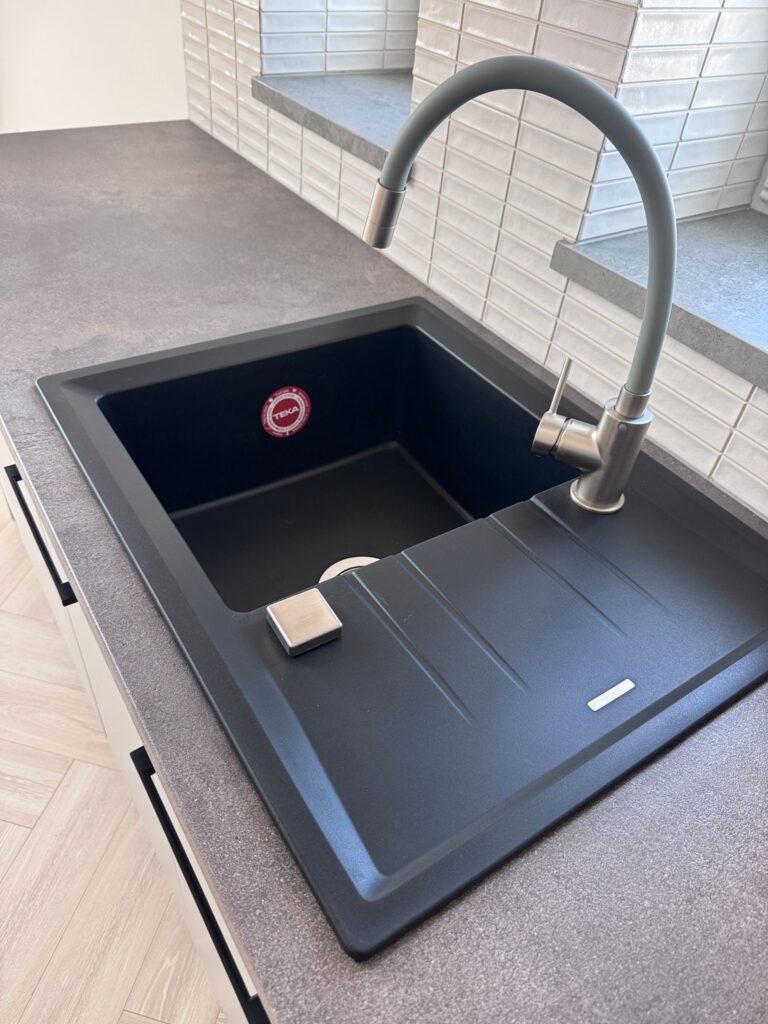 mieszkanie na sprzedaż Wojszyce Wrocław | Aneks kuchenny w mieszkaniu Asfaltowa 1a/5 w inwestycji Pawia Odnowa we Wrocławiu